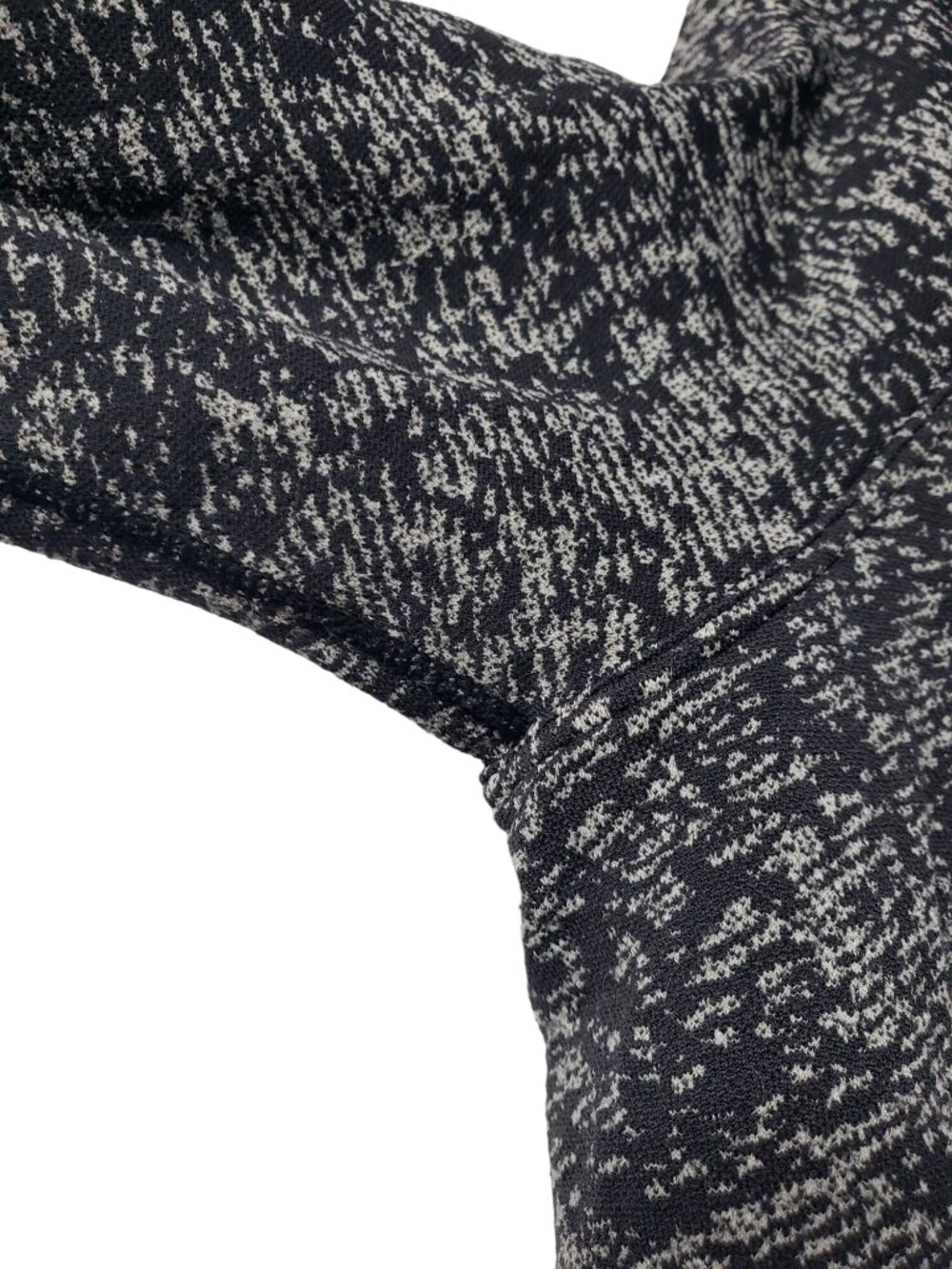 Lululemon Rest Less Pullover Long Sleeve Top Shirt Thumb Holes Base Layer Black - Picture 7 of 9